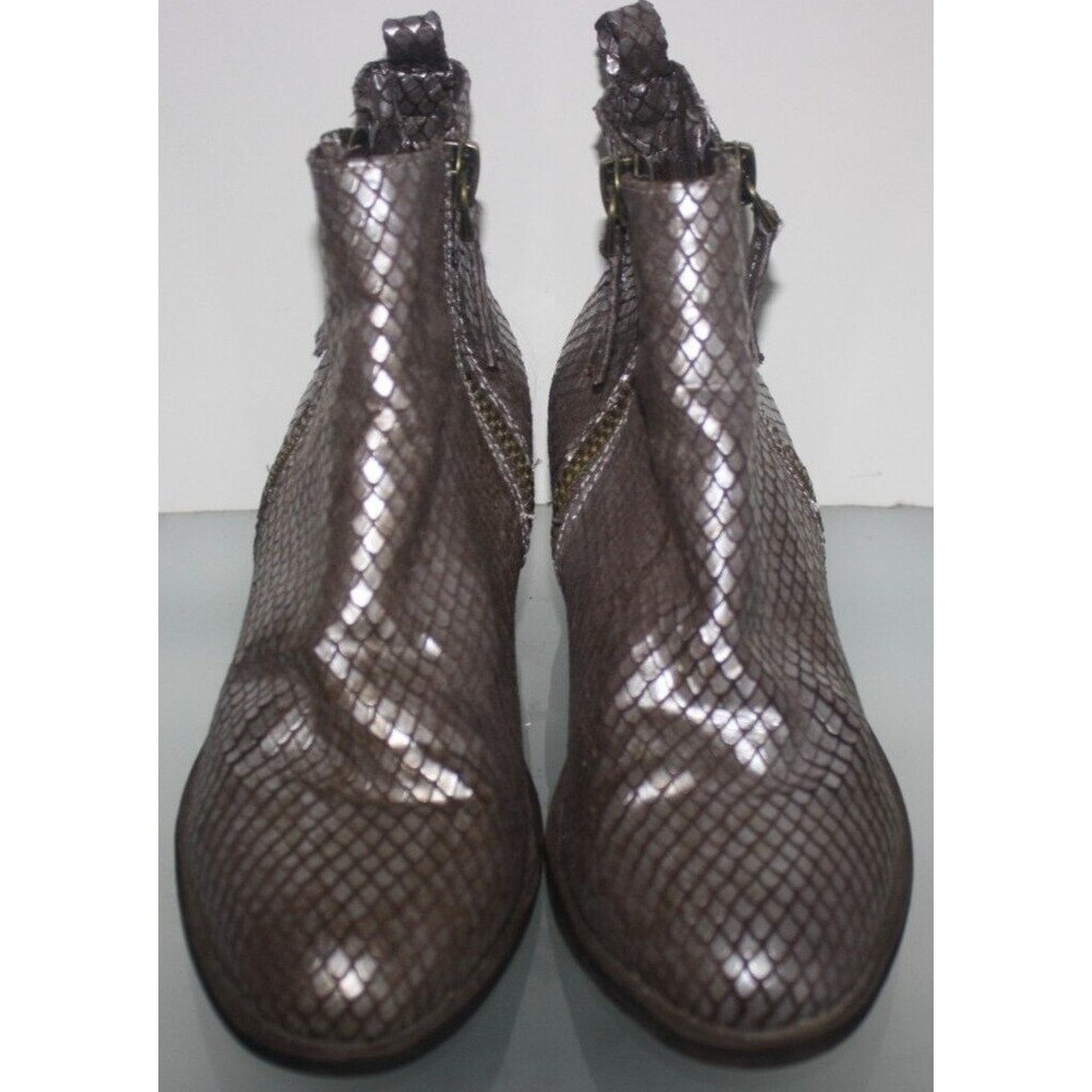 Very G Women's Cassidy Metallic Block-Heel Ankle Booties Bronze Size 9M GUC